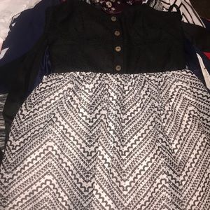 Sleeveless short dress